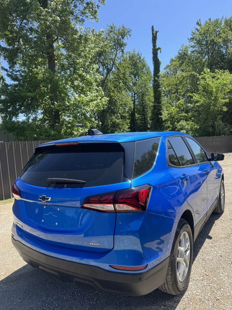 2024 Chevrolet Equinox LS - Photo 3
