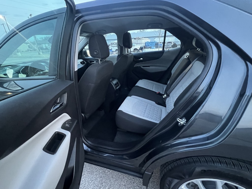 2022 Chevrolet Equinox LS - Photo 7