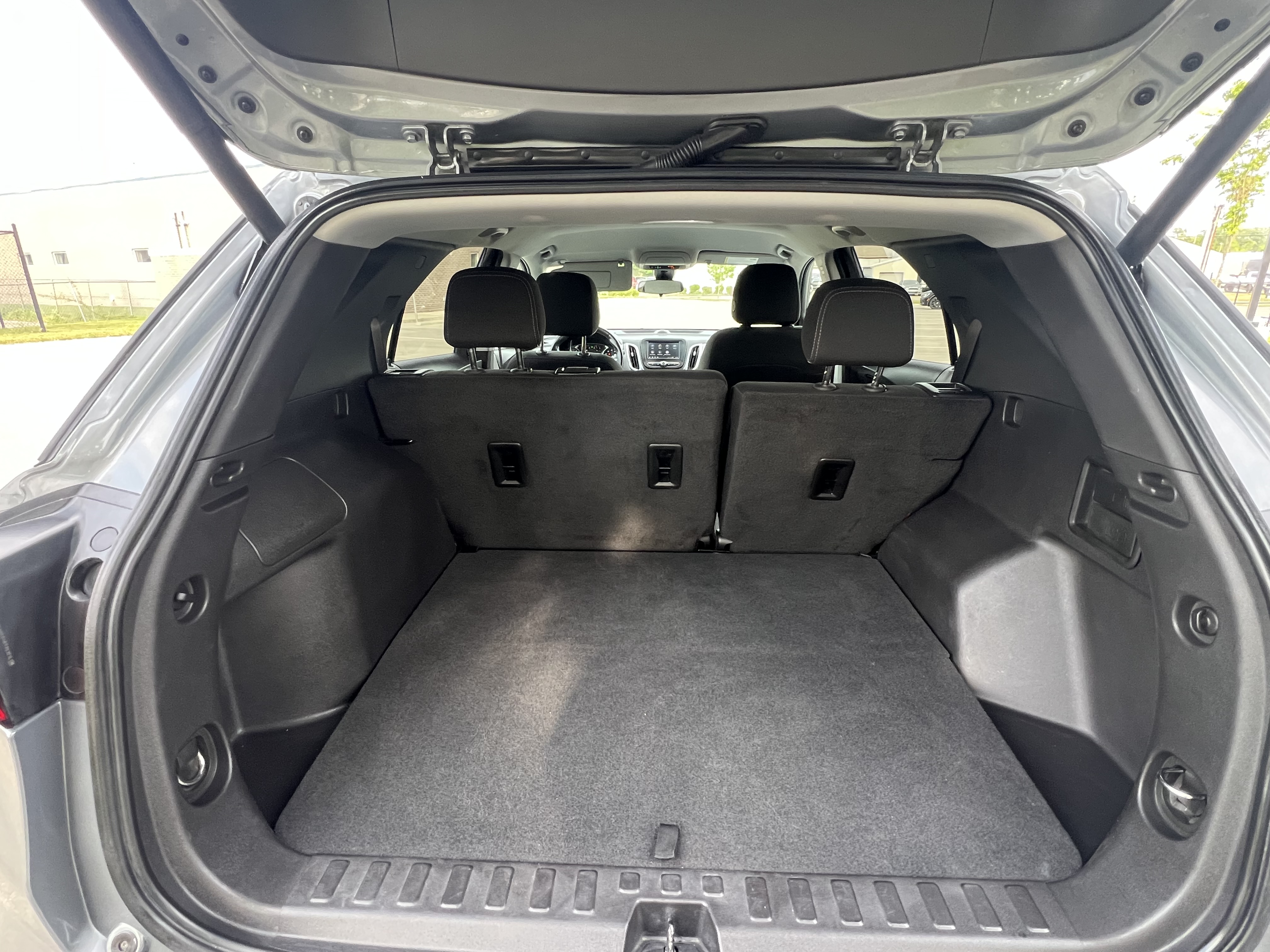2024 Chevrolet Equinox LT - Photo 12